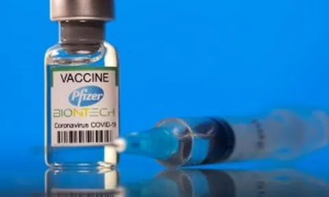 Pfizer và BioNTech bước đầu giành chiến thắng trong vụ kiện bản quyền vaccine COVID-19