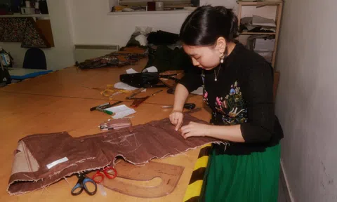 “Nét Việt muôn nơi” tôn vinh cá tính phụ nữ Việt ở buổi trà chiều Anh quốc