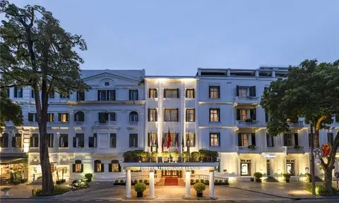 Cặp Đôi Hoàn Hảo Của Nghỉ Dưỡng Thủ Đô: Review Chi Tiết Metropole Và Hotel Du Parc