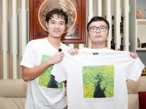 Văn Toàn trao món quà hi vọng tới các hoạ sĩ nhỏ tự kỉ