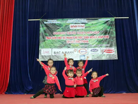 Hội Sở hữu trí tuệ Việt Nam tiếp sức nhân dân Lùng Phình tái thiết sau ảnh hưởng của thiên tai