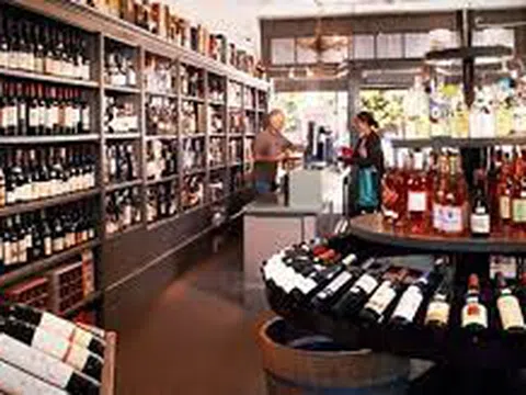 Chính thức dán tem điện tử đối với sản phẩm rượu, thuốc lá